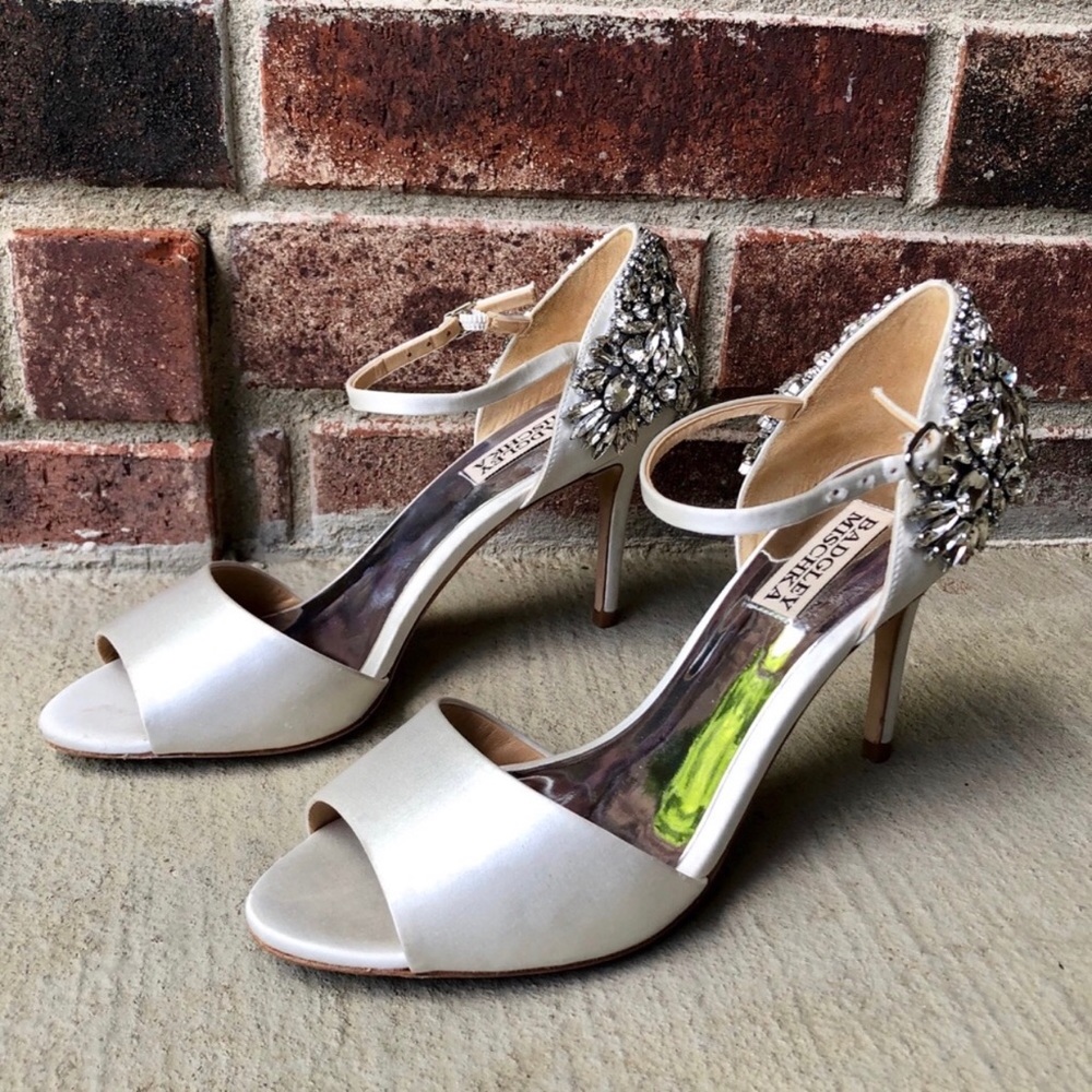 Badgley Mischka harbor crystal embellished pumps